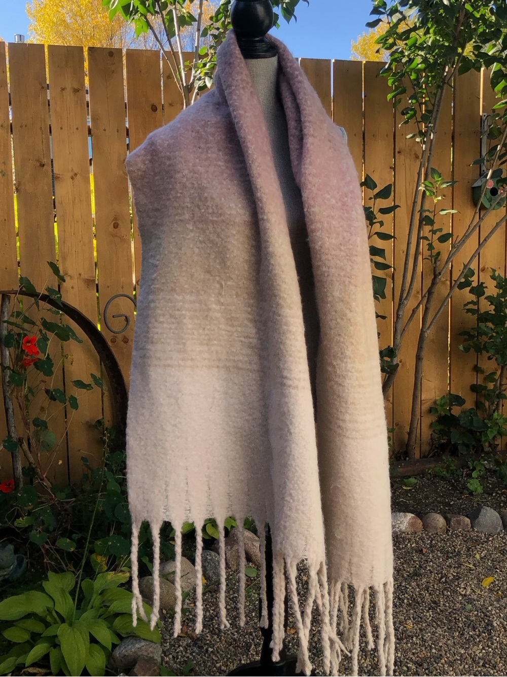 Mer Sea Anthropologie Soft Cozy Ombré Fringe Blanket Scarf Winter Shawl